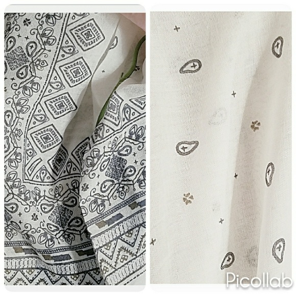 Ivory Paisley Kimono with Tassel - Picture 3 of 4